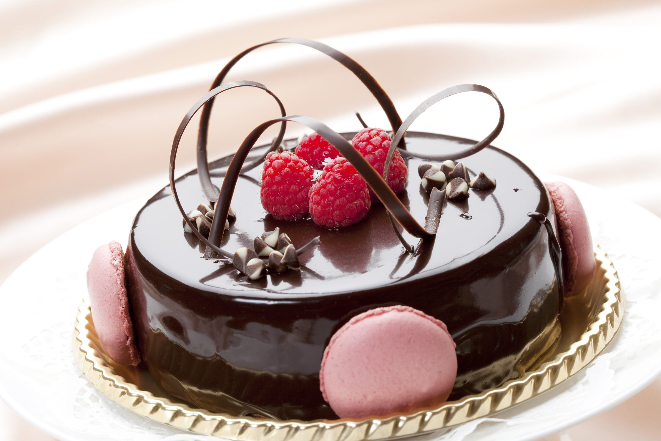 Order Cake Online And Feed Your Sweet Tooth!